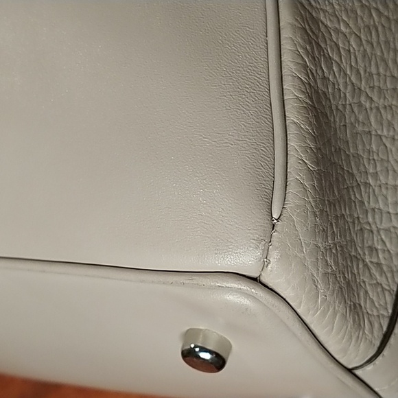 Coach Signature Satchel Long Strap - Picture 15 of 16